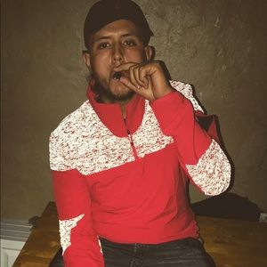 Meet your Posher, Julio